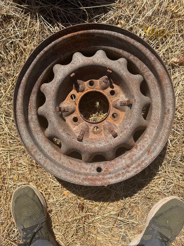 Artillery wheel chevrolet - 16,