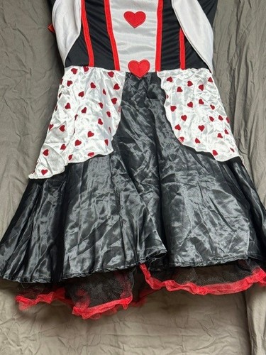 Nwot queen hearts adult - queen,