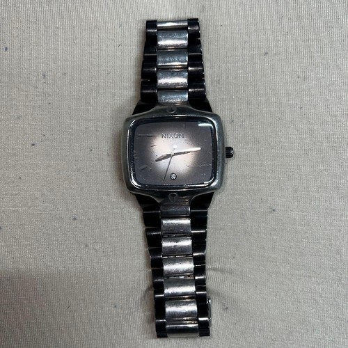 NIXON