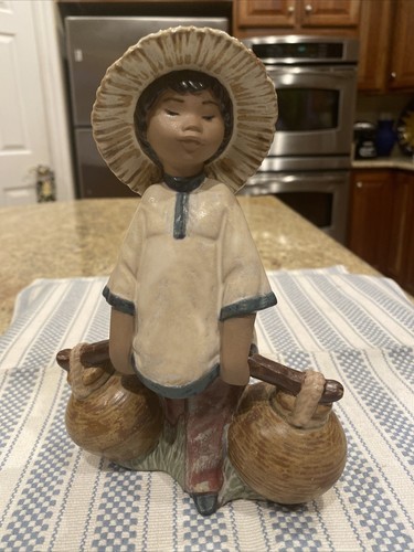 Lladro 2153 chinese boy - boy, (gres)