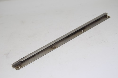 Cessna 150 seat rail - 150,