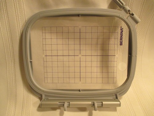Bernina medium embroidery hoop - medium,