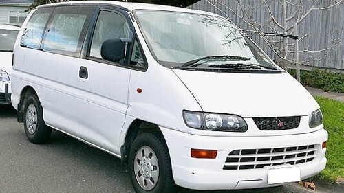 Mitsubishi delica starwagon - mitsubishi,
