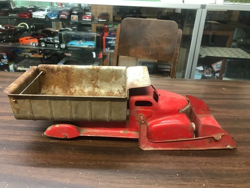 1940s marx pressed steel - , dump