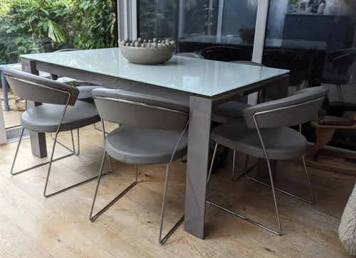 Calligaris tempered glass