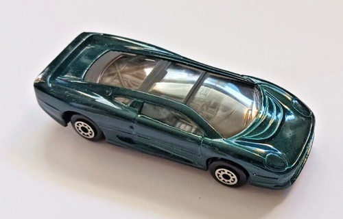 Maisto jaguar xj220 die - maisto,