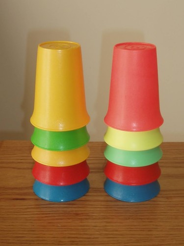 Tupperware sippy cups vgc - 10,