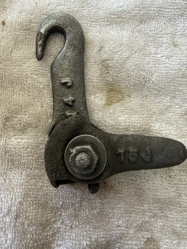 Vintage cast lifting - cast,
