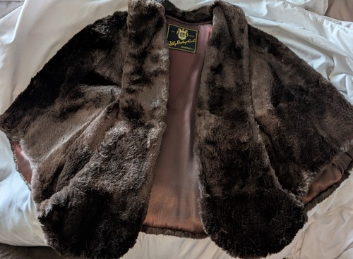 Vtg 1950s sibley fur salon - vtg,