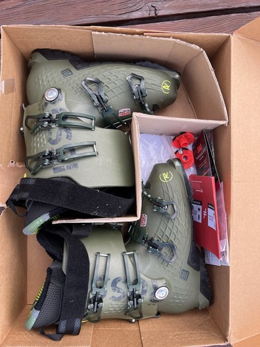 Skis boots poles - boots,,