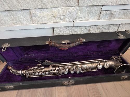 King saxello white co - saxello, n