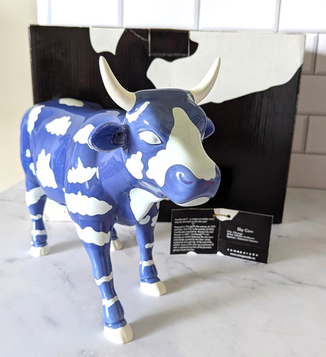 Rare large museum size cow - large,