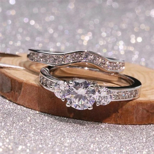 Round cut moissanite - 3.00,