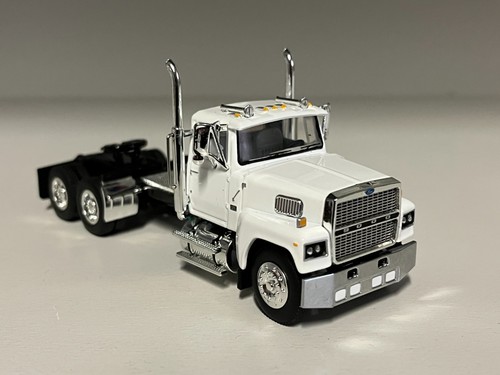 Dcp white ford - ltl, 9000