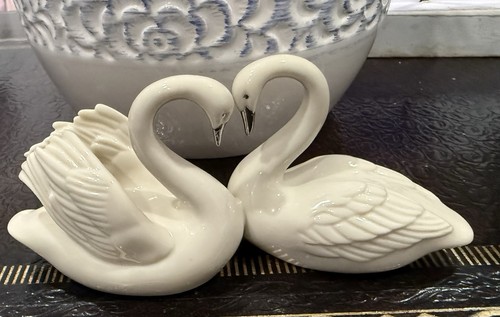 Vintage and rare lenox swan - and,