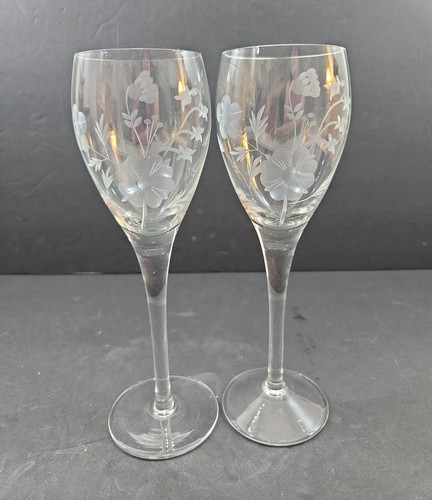 Set etched floral - of, crystal