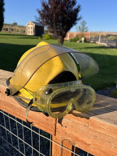 Vtg 1988 fireman helmet - 1988,