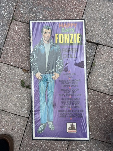 Happy days fonzie paper dolls - happy,