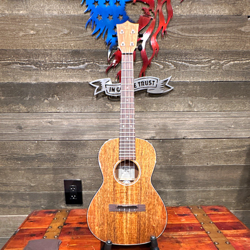 Martin co tke uke - martin, &