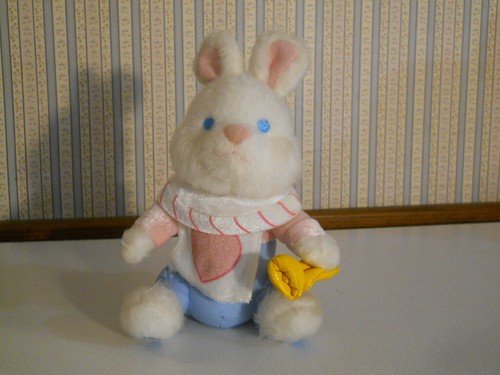 Rare disney store - disney, white