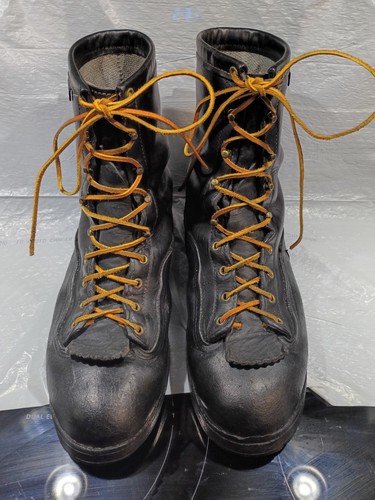 Danner boots men size d - size,