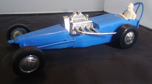 Auburn toys 1965 dragon - 1/18,