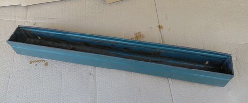 Ford truck behind seat - 51-52,