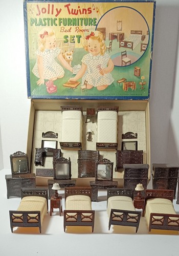 1946 renwal jolly - jolly, twins