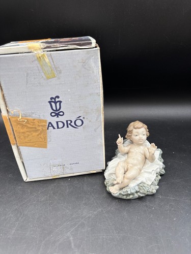 Lladro baby jesus porcelain - "baby,