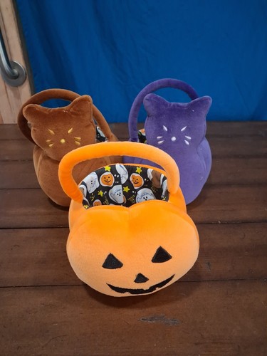 Lot peeps halloween plush - lot,