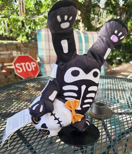 Gemmy skeleton halloween - skeleton,