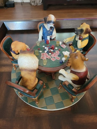 Dogs playing poker resin - dogs,