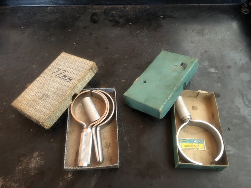 Piston ring compressors lot - compressors,