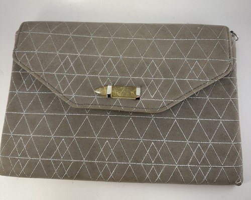 Stella dot suede - &,