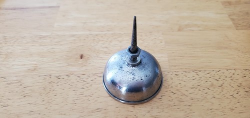 Vintage small thumb - , pump