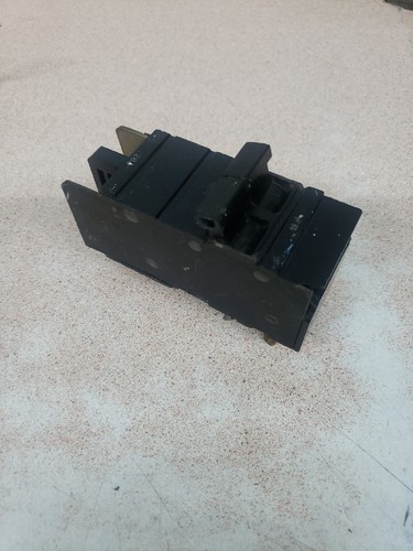 Square xo220 circuit breaker - d,