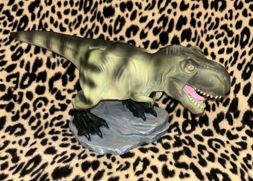 Vintage realistic resin - vintage,