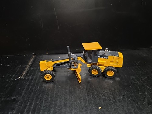 Ertl john deere - ertl,