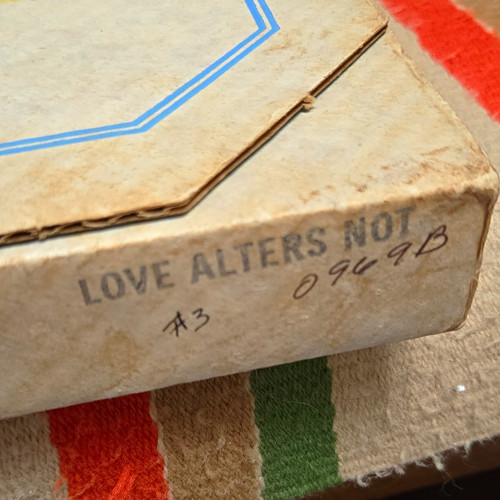 Incolay studios love alters - incolay,