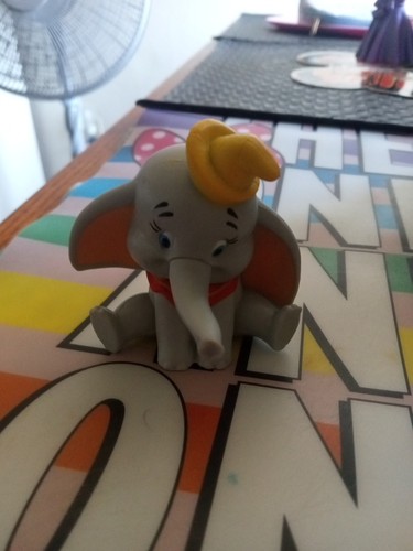 Walt disney dumbo - disney,
