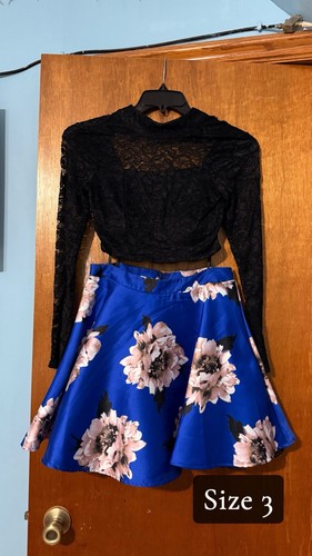 Blue floral piece - floral, dress