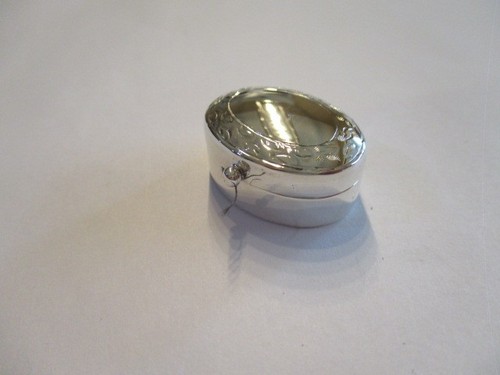 Sterling silver pill - , oval