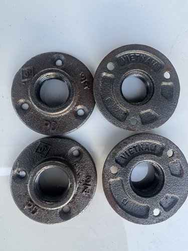 Black iron pipe fittings