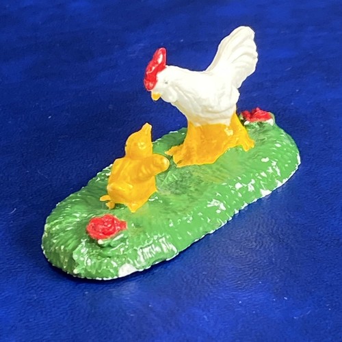 Vtg vinyl plastic - plastic, chicken