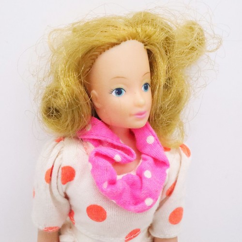 Jenny jones doll - 9", kenner
