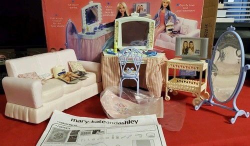 Mary kate and ashley - mary,