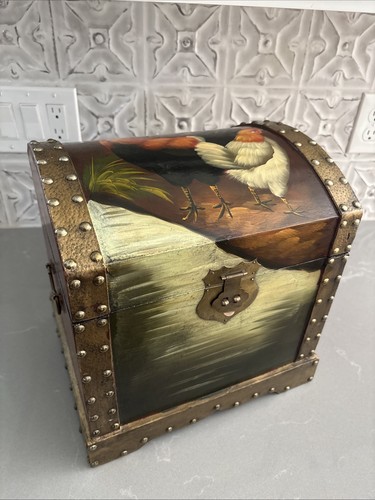 Vtg wooden domed lacquer - wooden,