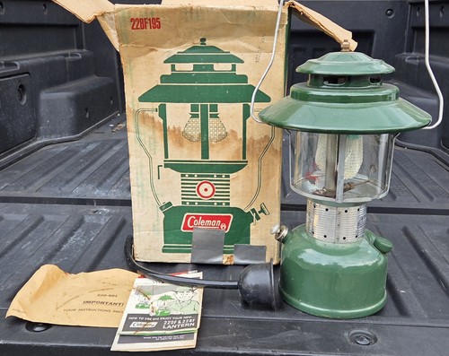 Coleman 228f duel mantle 1968 - mantle,