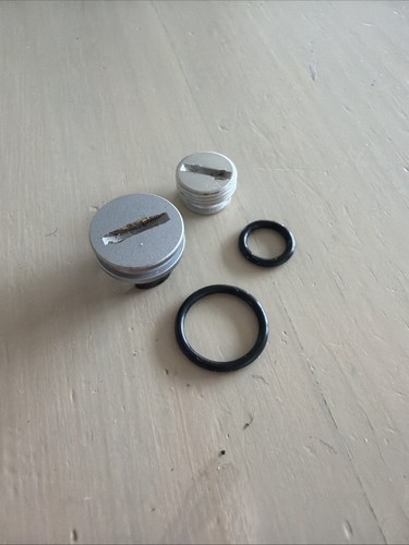Nikonos battery cover - v,