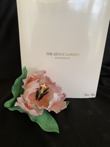 Lenox classic parrot tulip - classic,